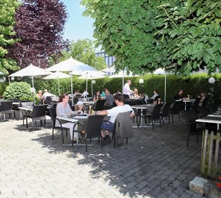 Hotel Ristorante Schloessli Meggen Dış mekan fotoğraf